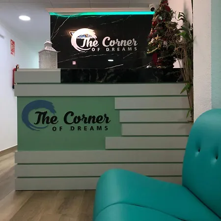The Corner Of Dreams Hotel *
